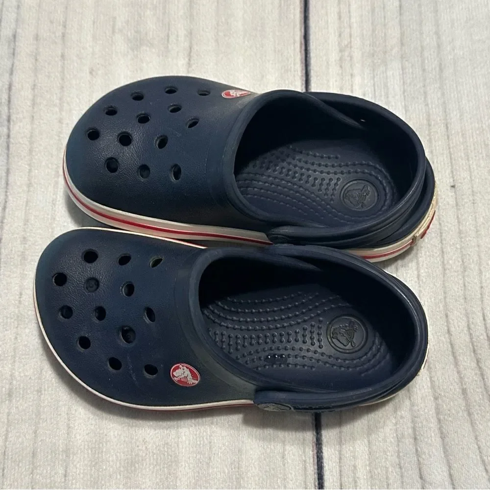 Crocs Crocband‎ Navy Blue Red Stripe Kid Toddler Sz 6/7 Preschool Water Sandals